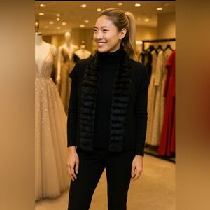 🐇Dolce Cabo knit rabbit fur font vest, textured, open front, dolman sleeve 🖤🖤